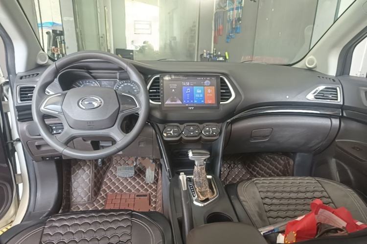 Used GAC Trumpchi GS4 2015 200T G-DCT Comfort Edition Center Console