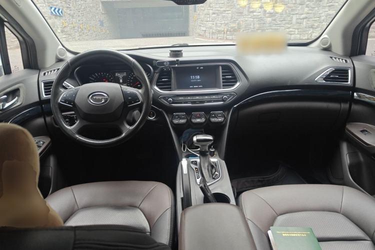 Used GAC Trumpchi GS4 2015 200T G-DCT Luxury Edition Center Console