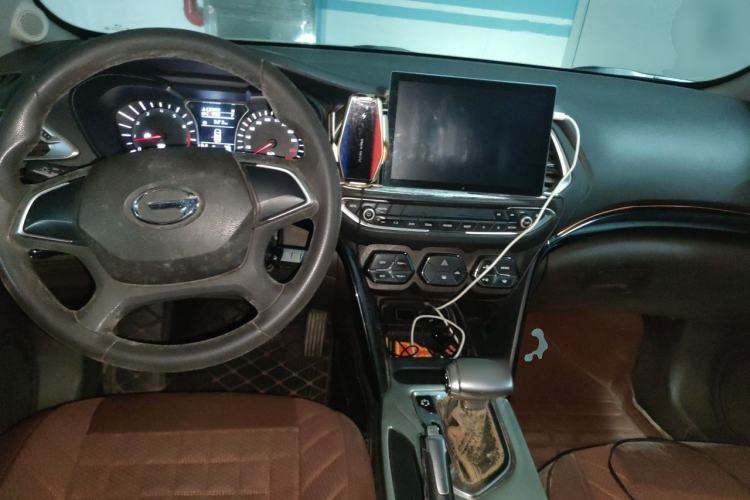 Used GAC Trumpchi GS4 2015 200T G-DCT Comfort Edition Center Console