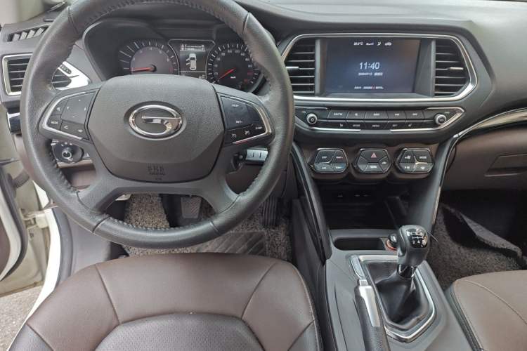 Used GAC Trumpchi GS4 2015 200T Manual Luxury Edition Center Console