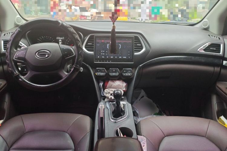 Used GAC Trumpchi GS4 2015 200T Manual Elite Edition Center Console