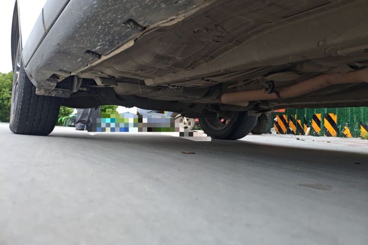 Used GAC Trumpchi GS4 2015 200T G-DCT Elite Edition Chassis Front Right