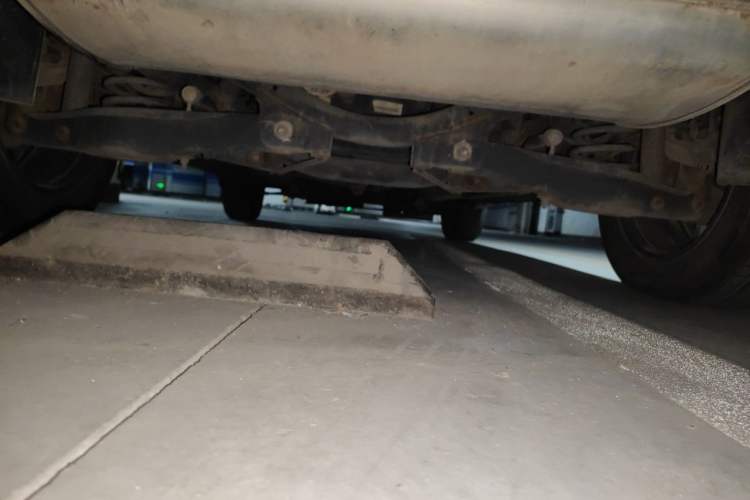 Used GAC Trumpchi GS4 2015 200T Manual Elite Edition Chassis Rear