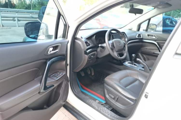 Used GAC Trumpchi GS4 2015 200T Manual Luxury Edition Driver Seat
