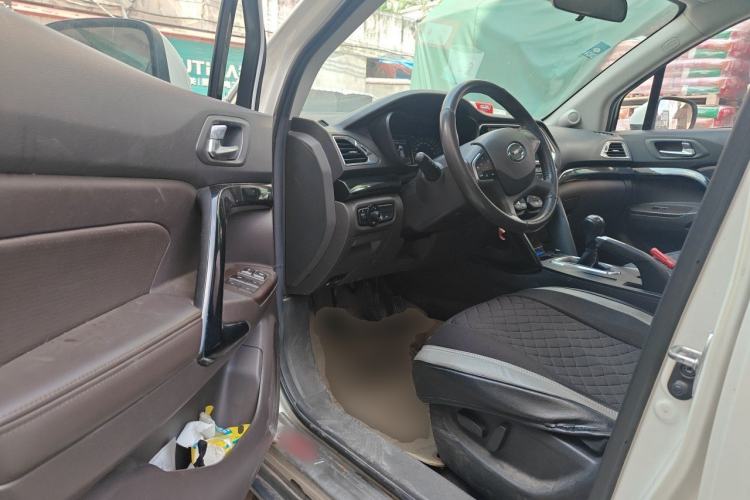 Used GAC Trumpchi GS4 2015 200T Manual Luxury Edition Driver Seat
