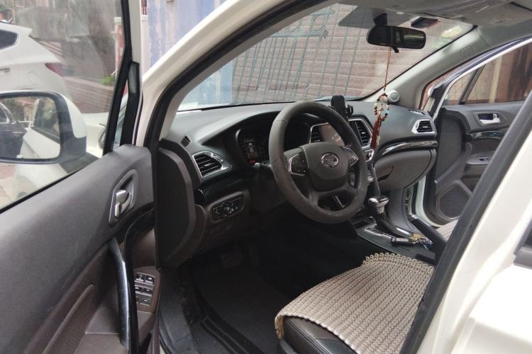 Used GAC Trumpchi GS4 2015 200T G-DCT Luxury Edition Driver Seat