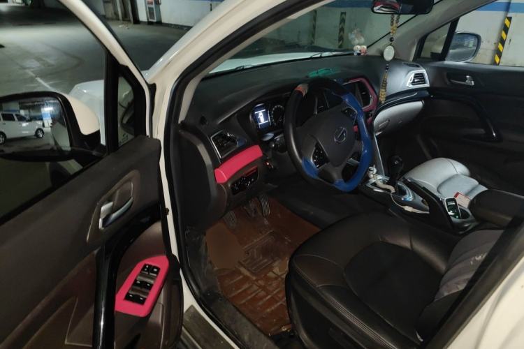Used GAC Trumpchi GS4 2015 200T Manual Elite Edition Driver Seat