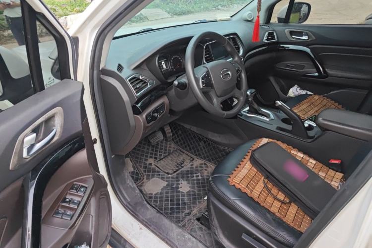 Used GAC Trumpchi GS4 2015 200T G-DCT Elite Edition Driver Seat