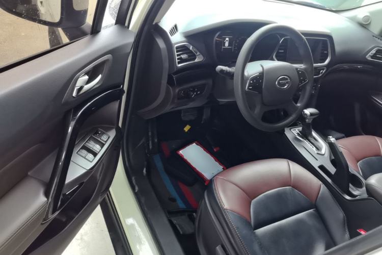 Used GAC Trumpchi GS4 2015 200T G-DCT Elite Edition Driver Seat