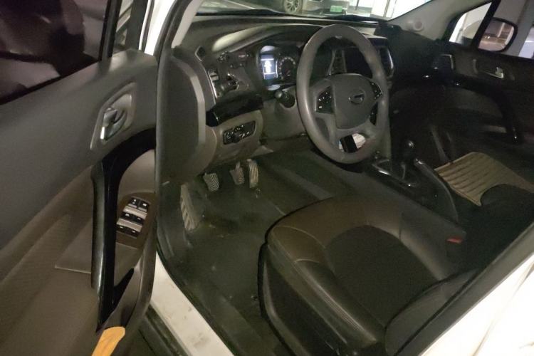 Used GAC Trumpchi GS4 2015 200T Manual Elite Edition Driver Seat