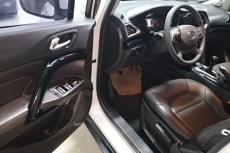 Used GAC Trumpchi GS4 2015 200T Manual Elite Edition Driver Seat