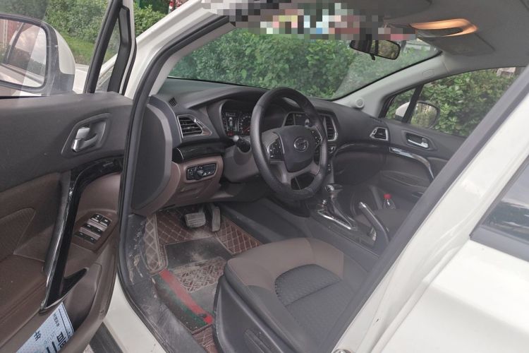 Used GAC Trumpchi GS4 2015 200T G-DCT Elite Edition Driver Seat