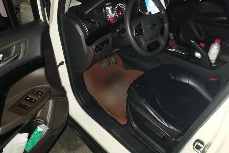 Used GAC Trumpchi GS4 2015 200T G-DCT Elite Edition Driver Seat