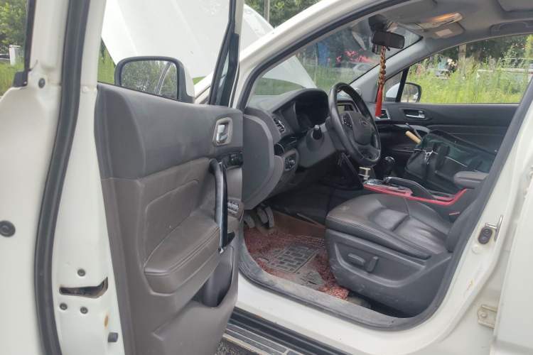 Used GAC Trumpchi GS4 2015 200T Manual Luxury Edition Driver Seat