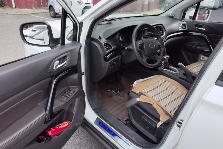 Used GAC Trumpchi GS4 2015 200T G-DCT Elite Edition Driver Seat