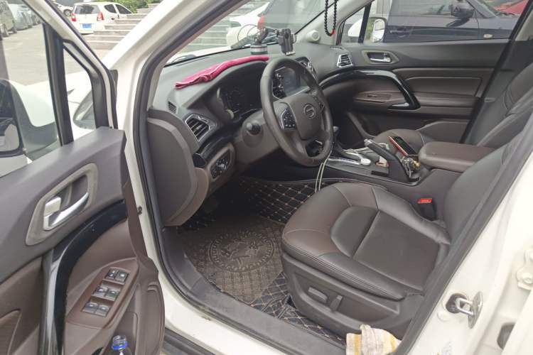 Used GAC Trumpchi GS4 2015 200T G-DCT Luxury Edition Driver Seat