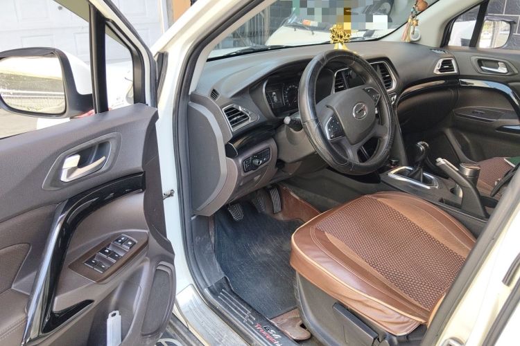 Used GAC Trumpchi GS4 2015 200T Manual Elite Edition Driver Seat