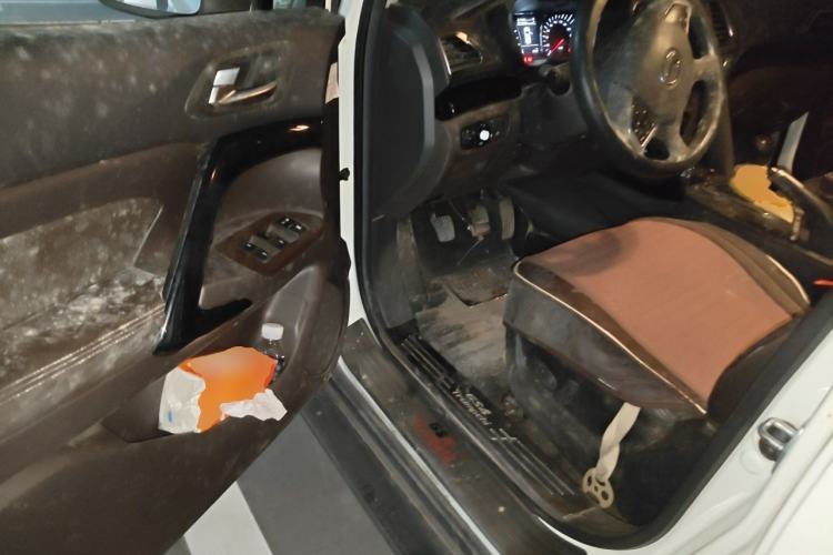 Used GAC Trumpchi GS4 2015 200T Manual Luxury Edition Driver Seat
