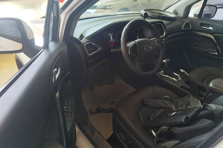 Used GAC Trumpchi GS4 2015 200T G-DCT Luxury Edition Driver Seat