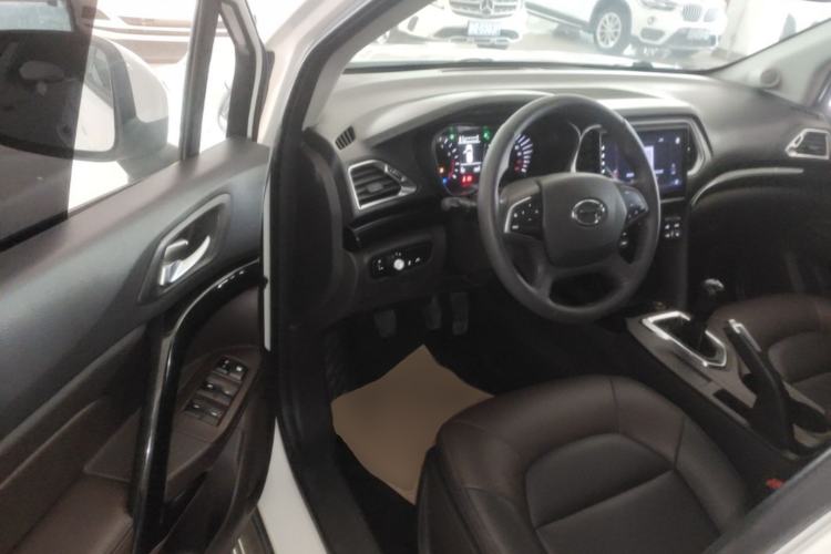 Used GAC Trumpchi GS4 2015 200T Manual Elite Edition Driver Seat