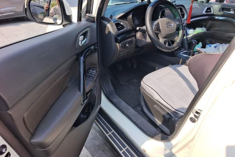 Used GAC Trumpchi GS4 2015 200T Manual Elite Edition Driver Seat