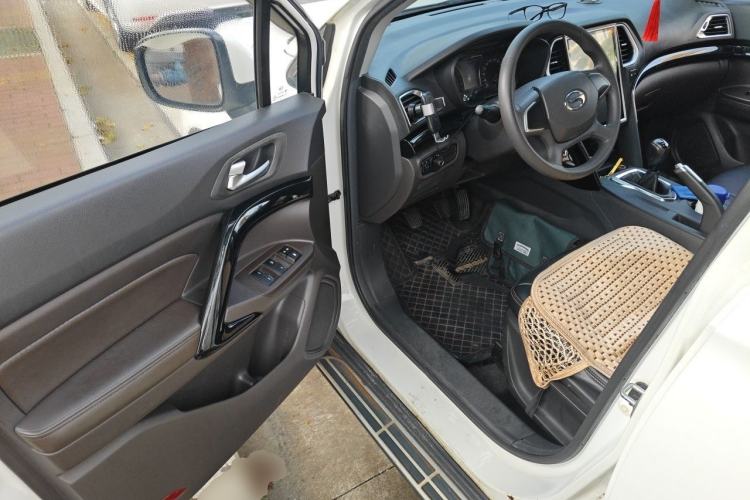 Used GAC Trumpchi GS4 2015 200T Manual Comfort Edition Driver Seat