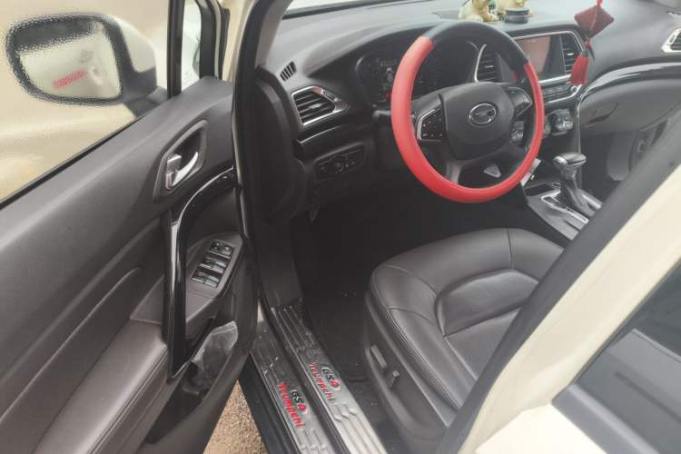 Used GAC Trumpchi GS4 2015 200T G-DCT Luxury Edition Driver Seat
