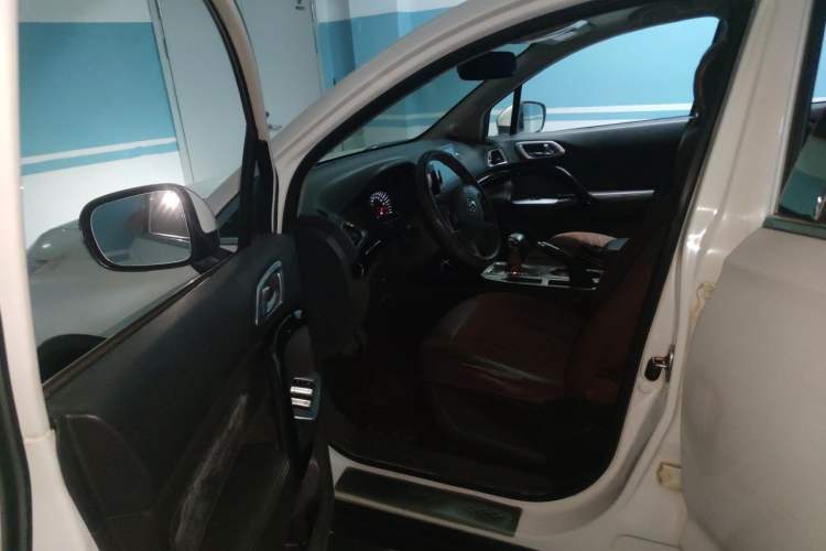 Used GAC Trumpchi GS4 2015 200T G-DCT Comfort Edition Driver Seat