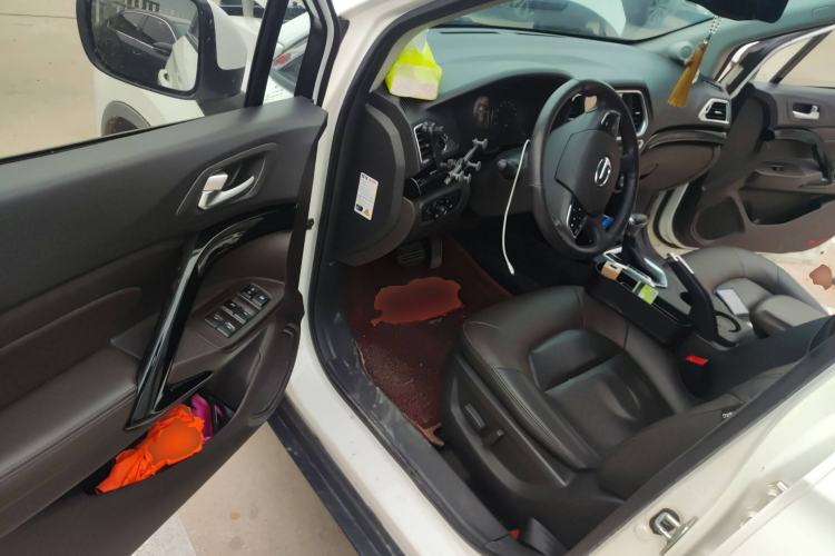 Used GAC Trumpchi GS4 2015 200T G-DCT Luxury Edition Driver Seat