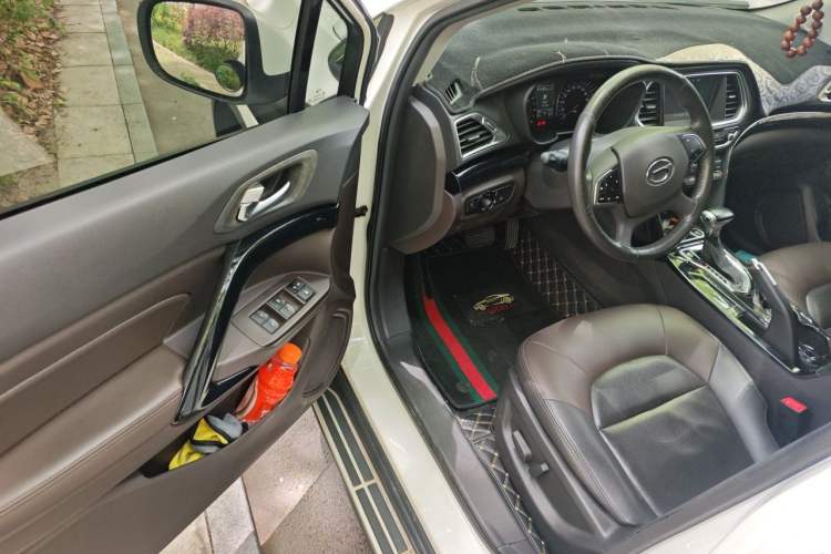 Used GAC Trumpchi GS4 2015 200T G-DCT Luxury Edition Driver Seat