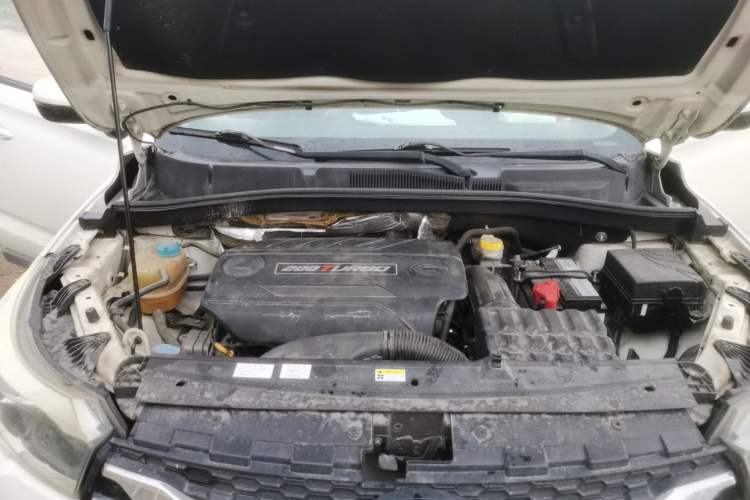 Used GAC Trumpchi GS4 2015 200T G-DCT Elite Edition Engine Bay
