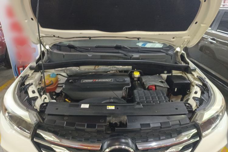 Used GAC Trumpchi GS4 2015 200T G-DCT Luxury Edition Engine Bay