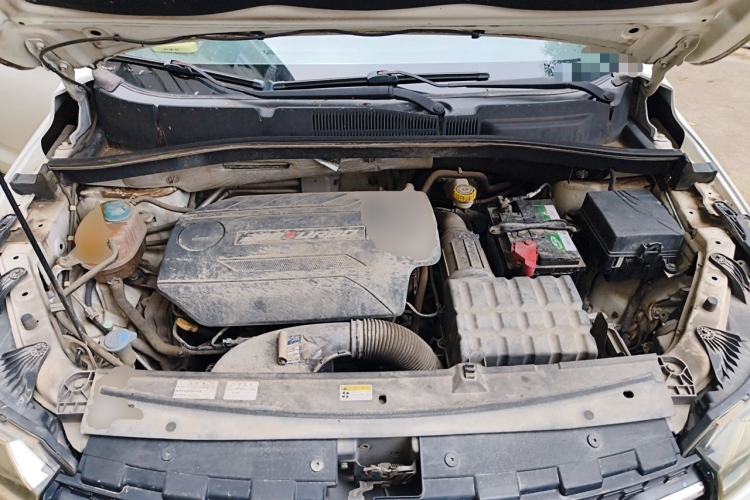 Used GAC Trumpchi GS4 2015 200T Manual Elite Edition Engine Bay