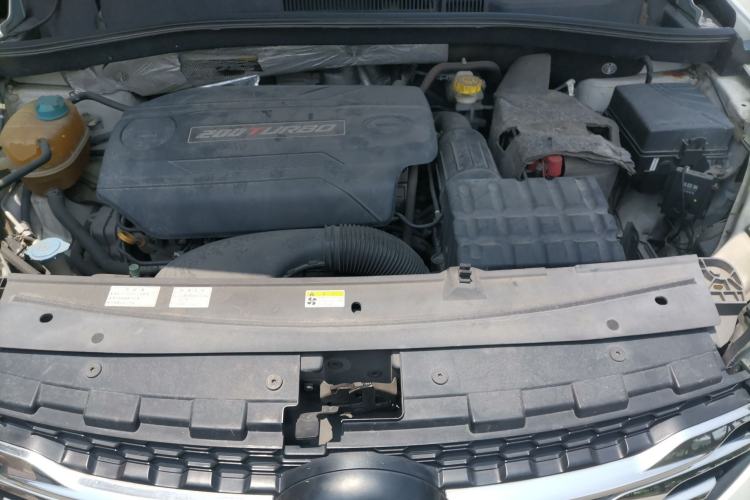 Used GAC Trumpchi GS4 2015 200T G-DCT Luxury Edition Engine Bay