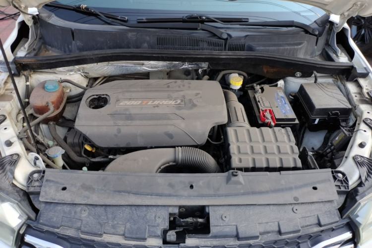 Used GAC Trumpchi GS4 2015 200T Manual Luxury Edition Engine Bay