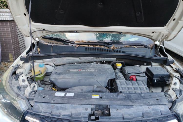 Used GAC Trumpchi GS4 2015 200T G-DCT Luxury Edition Engine Bay