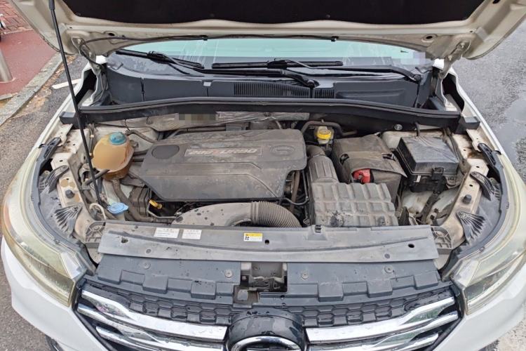 Used GAC Trumpchi GS4 2015 200T G-DCT Luxury Edition Engine Bay