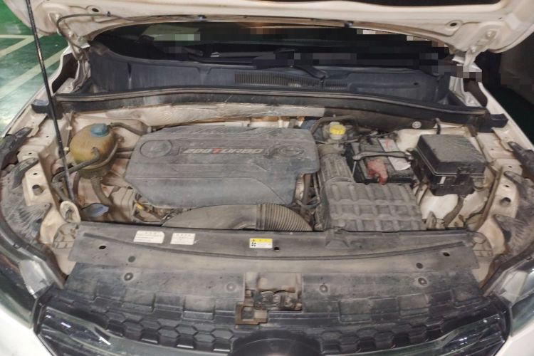 Used GAC Trumpchi GS4 2015 200T Manual Luxury Edition Engine Bay