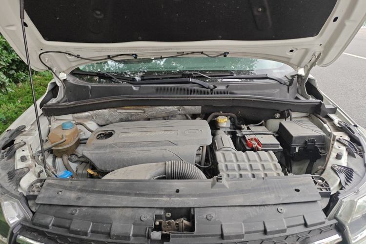 Used GAC Trumpchi GS4 2015 200T G-DCT Elite Edition Engine Bay
