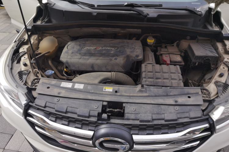 Used GAC Trumpchi GS4 2015 200T Manual Luxury Edition Engine Bay