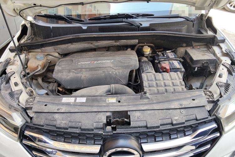 Used GAC Trumpchi GS4 2015 200T Manual Elite Edition Engine Bay