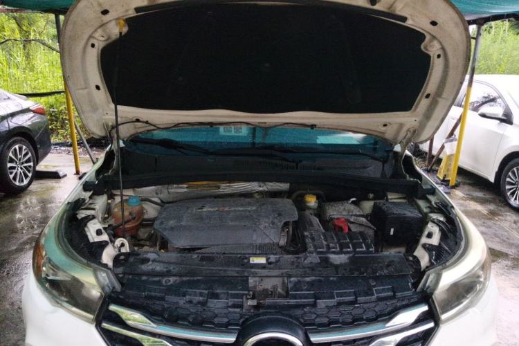 Used GAC Trumpchi GS4 2015 200T G-DCT Luxury Edition Engine Bay