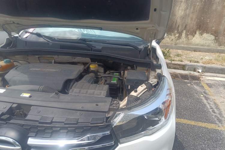 Used GAC Trumpchi GS4 2015 200T Manual Comfort Edition Engine Bay Left