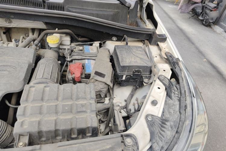 Used GAC Trumpchi GS4 2015 200T G-DCT Luxury Edition Engine Bay Left