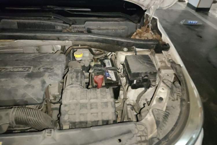 Used GAC Trumpchi GS4 2015 200T Manual Elite Edition Engine Bay Left