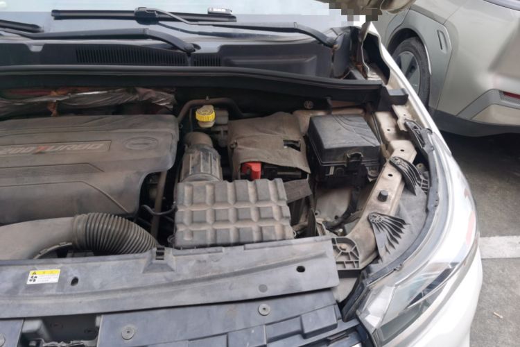 Used GAC Trumpchi GS4 2015 200T G-DCT Elite Edition Engine Bay Left