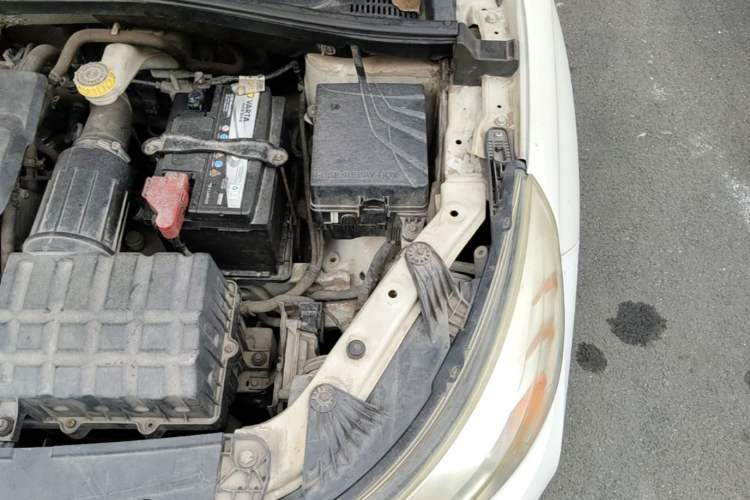 Used GAC Trumpchi GS4 2015 200T G-DCT Elite Edition Engine Bay Left