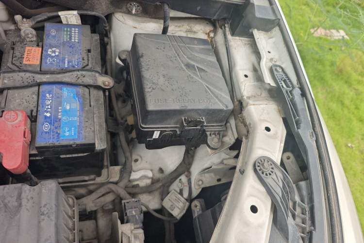 Used GAC Trumpchi GS4 2015 200T Manual Luxury Edition Engine Bay Left