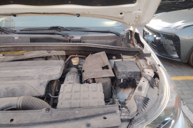 Used GAC Trumpchi GS4 2015 200T G-DCT Luxury Edition Engine Bay Left