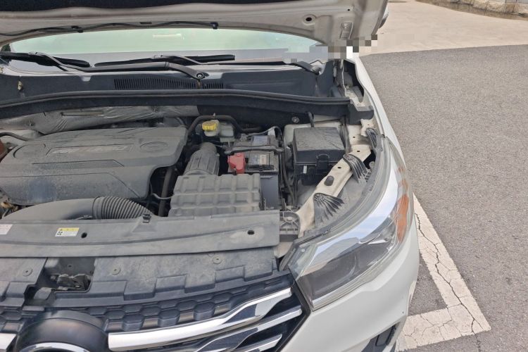 Used GAC Trumpchi GS4 2015 200T Manual Elite Edition Engine Bay Left